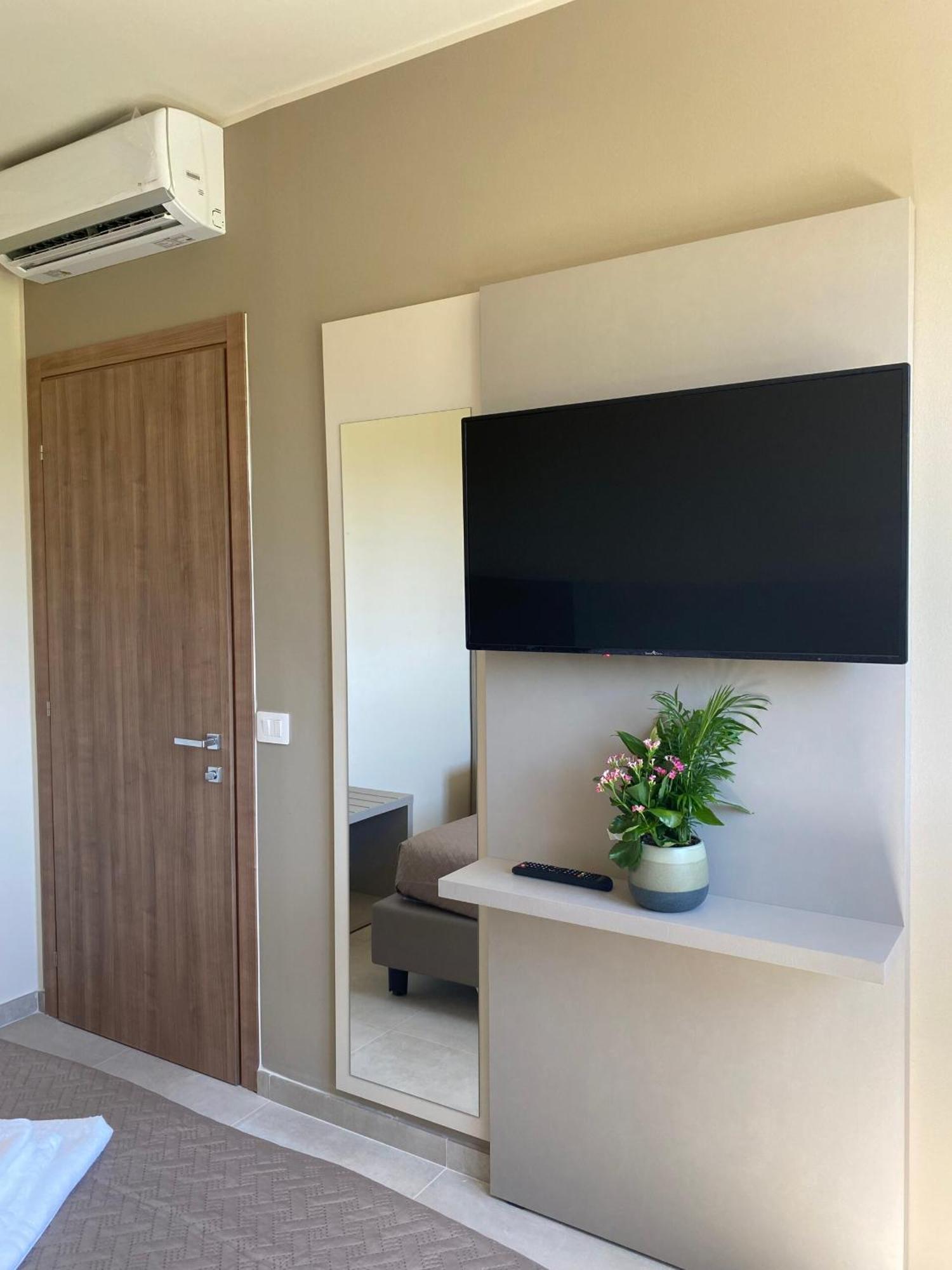 Residence Montefeltro La Torraccia Dış mekan fotoğraf